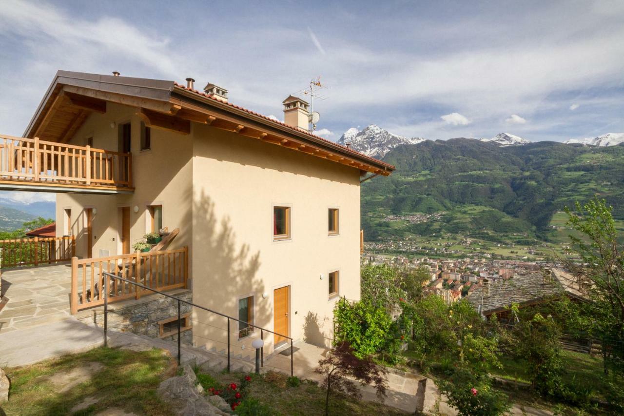 La Casa Di Alfredo E Virginia Apartment Aosta Exterior photo